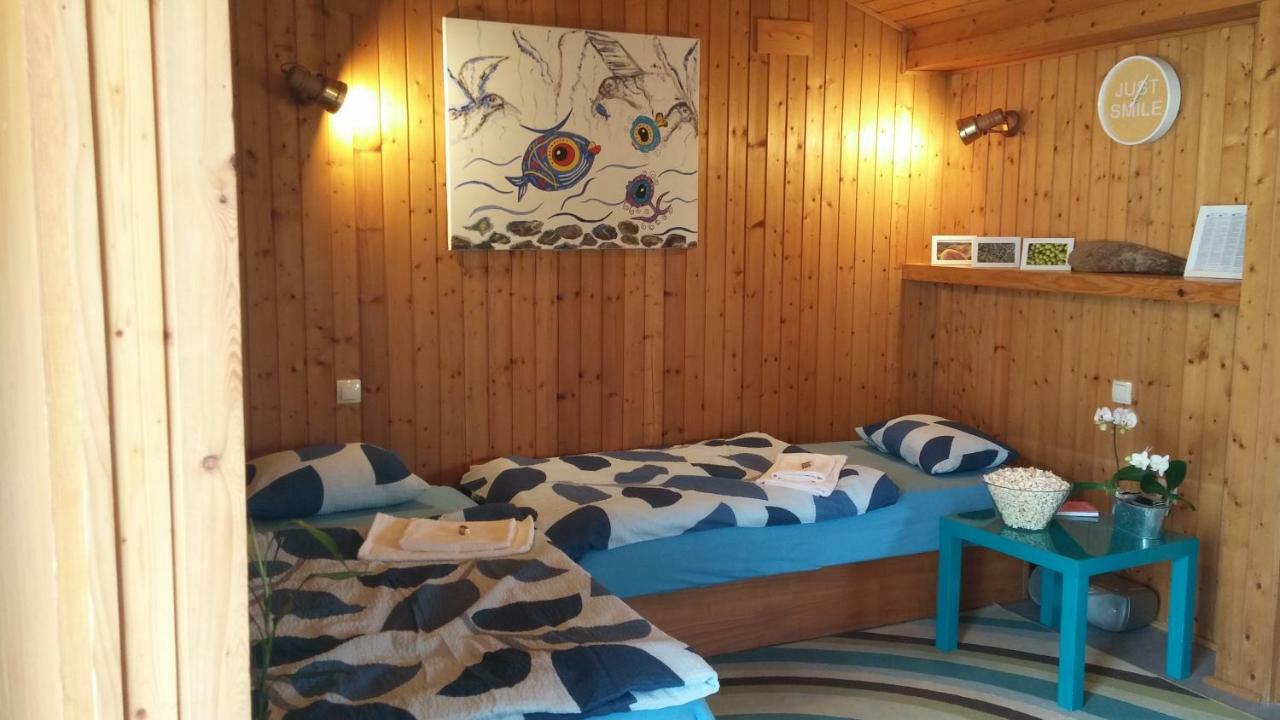 Apartman Joy Nin Exterior foto